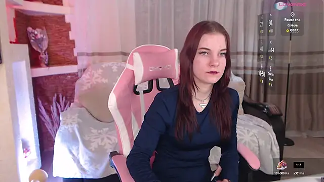 Snapshot of ArielOtt chatting on 01-21-25, 11:13 ArielOtt online show from 01-21-25, 11:13