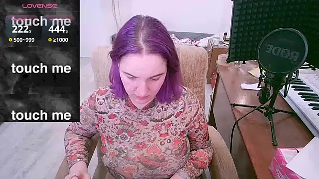 Snapshot of AnnitaMilliter chatting on 02-12-26, 12:05 AnnitaMilliter online show from 02-12-26, 12:05