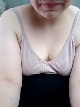 Snapshot of Miranda_Nancy chatting on 11-20-25, 09:21 Miranda Nancy online show from 11-20-25, 09:21