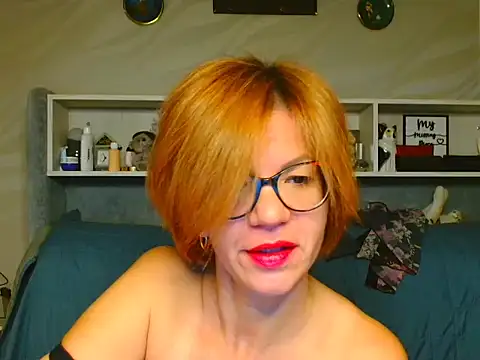 Snapshot of Natali3855 chatting on 10-17-25, 03:54 Natali3855 online show from 10-17-25, 03:54