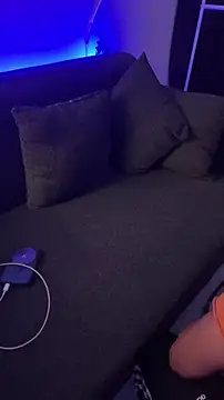 nick  yy online show from 02-11-26, 05:57