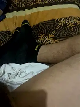 Snapshot of Deste223 chatting on 01-09-26, 12:01 Deste223 online show from 01-09-26, 12:01