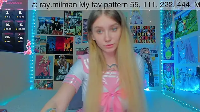 Snapshot of AliceMilman chatting on 01-21-25, 10:52 AliceMilman online show from 01-21-25, 10:52