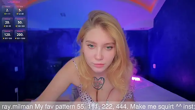 Snapshot of AliceMilman chatting on 10-30-25, 11:41 AliceMilman online show from 10-30-25, 11:41