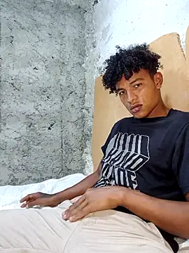 Black Diamon  online show from 11-06-25, 07:29