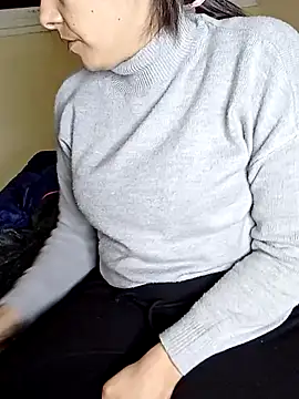 Snapshot of ShadiaStar chatting on 02-18-26, 07:43 ShadiaStar online show from 02-18-26, 07:43