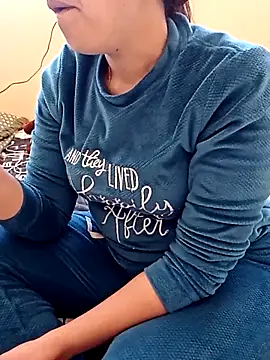 ShadiaStar online show from 11-25-25, 10:04