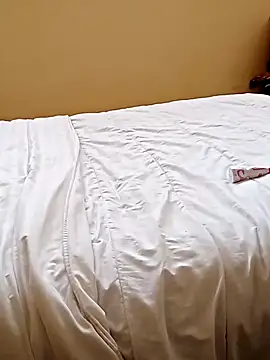 Snapshot of ShadiaStar chatting on 02-03-26, 02:44 ShadiaStar online show from 02-03-26, 02:44