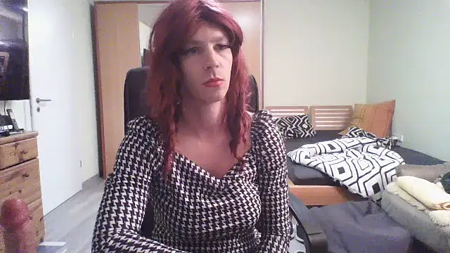 Kinky-Kristina online show from 10-09-25, 05:35