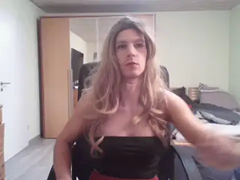Kinky-Kristina online show from 01-01-25, 11:07