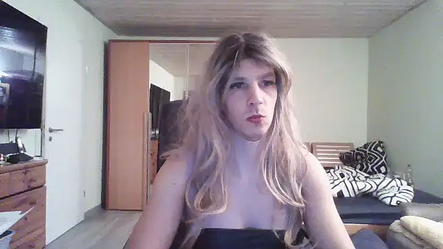 Kinky-Kristina online show from 10-03-25, 08:32