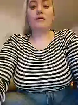 houy111111 online show from 03-09-25, 09:03