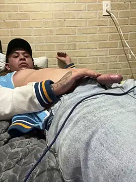 danielgreeneyes54 online show from 01-02-25, 02:22