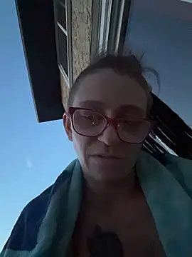 Stonermama666420 online show from 05-19-26, 04:08