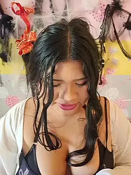 CANELA 9911 online show from 11-23-25, 10:20