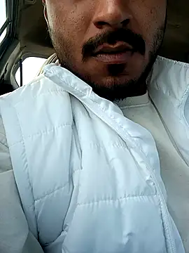 jaiwrld0 online show from 02-09-26, 11:19