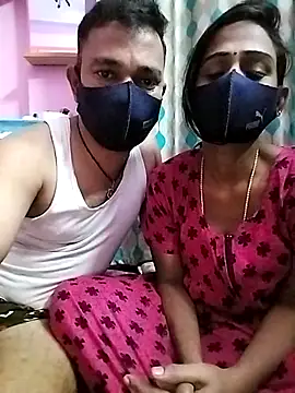 Snapshot of sweety_telugu_couple2027 chatting on 03-22-25, 04:03 sweety telugu couple2027 online show from 03-22-25, 04:03