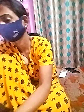 Snapshot of sweety_telugu_couple2027 chatting on 03-12-25, 04:08 sweety telugu couple2027 online show from 03-12-25, 04:08