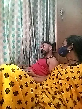 Snapshot of sweety_telugu_couple2027 chatting on 03-01-25, 07:48 sweety telugu couple2027 online show from 03-01-25, 07:48