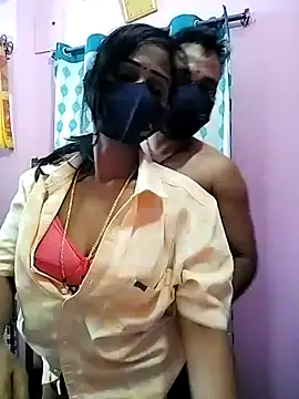 Snapshot of sweety_telugu_couple2027 chatting on 03-20-25, 04:31 sweety telugu couple2027 online show from 03-20-25, 04:31
