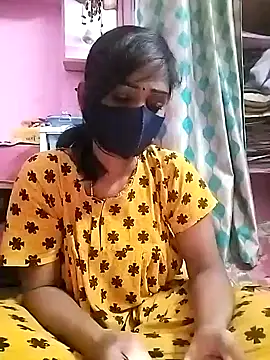 Snapshot of sweety_telugu_couple2027 chatting on 03-21-25, 04:39 sweety telugu couple2027 online show from 03-21-25, 04:39