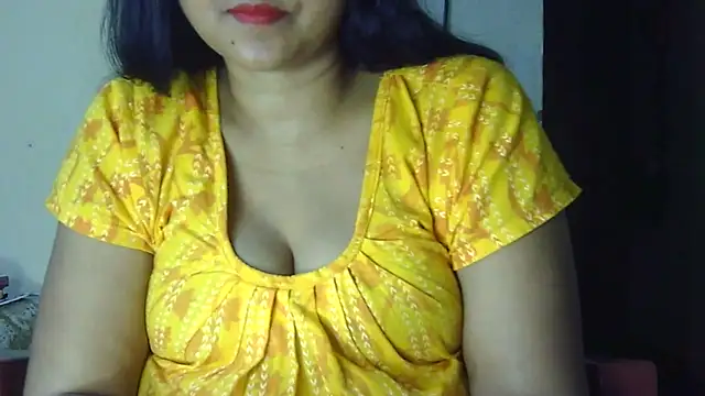 Snapshot of Suhana-sapna chatting on 10-09-25, 05:35 Suhana-sapna online show from 10-09-25, 05:35