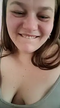 Snapshot of Sweetchubbybbw chatting on 01-25-25, 10:29 Sweetchubbybbw online show from 01-25-25, 10:29