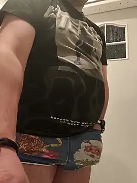 Snapshot of Alek7788 chatting on 02-16-26, 03:21 Alek7788 online show from 02-16-26, 03:21