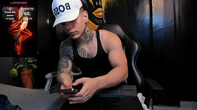 Flynn Riider online show from 11-21-25, 05:23