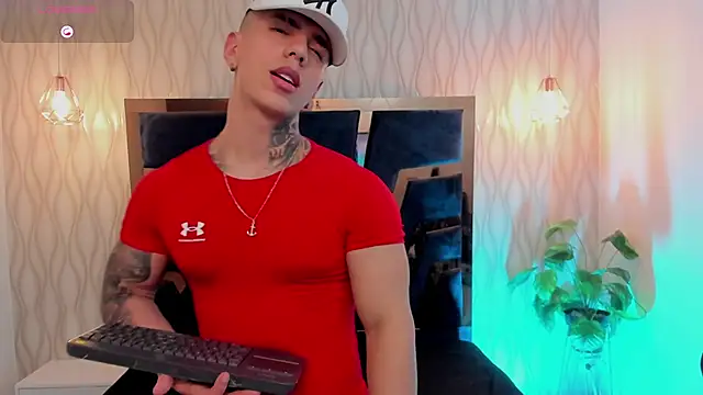 Flynn Riider online show from 02-21-26, 06:37