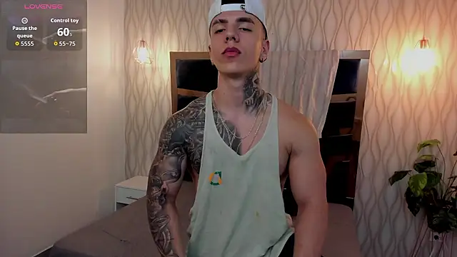 Flynn Riider online show from 03-11-26, 05:56