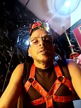 Snapshot of Charly_BC_Dirty chatting on 01-17-26, 05:22 Charly BC Dirty online show from 01-17-26, 05:22