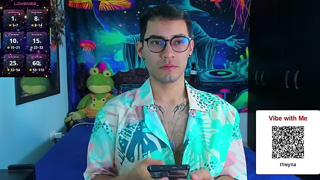 alexdesire online show from 05-06-26, 07:29