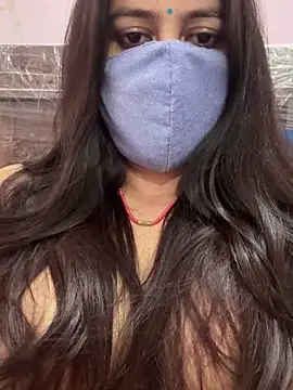 Snapshot of nehas chatting on 03-08-25, 12:09 nehas online show from 03-08-25, 12:09