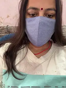 Snapshot of nehas chatting on 03-18-25, 09:12 nehas online show from 03-18-25, 09:12