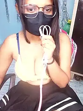 hinaa khan online show from 09-18-25, 11:46