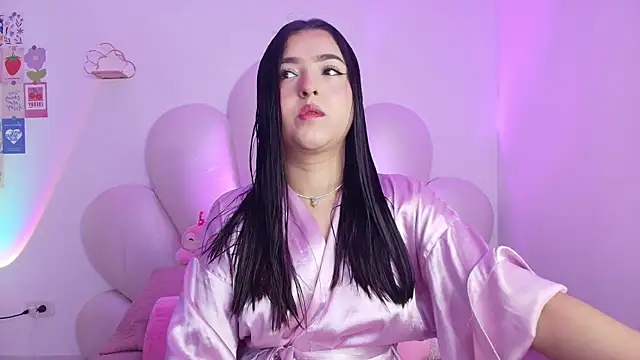 Snapshot of zoewillian chatting on 09-11-25, 01:27 zoewillian online show from 09-11-25, 01:27