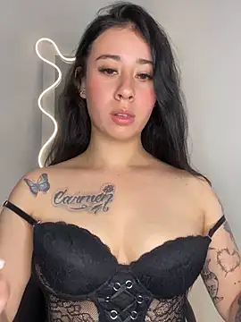 Zoee t online show from 10-31-25, 03:58