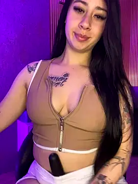 Zoee t online show from 11-21-25, 03:38