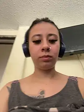 Zoee t online show from 02-06-25, 06:35