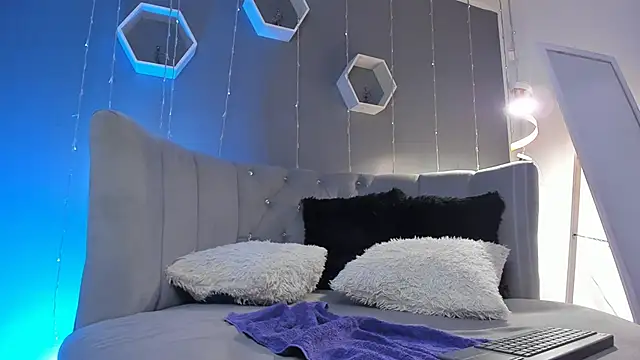 slutty venus online show from 02-26-25, 07:23