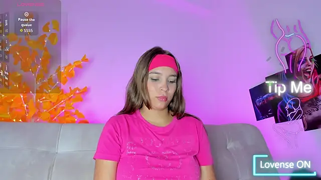 Snapshot of HaleyAmaya chatting on 09-12-25, 07:13 HaleyAmaya online show from 09-12-25, 07:13