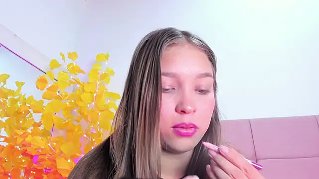 HaleyAmaya online show from 02-11-26, 11:59