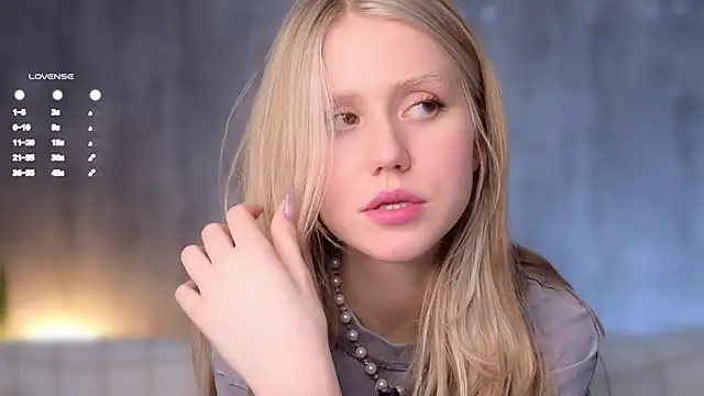 WiloneEsse online show from 03-14-25, 04:32