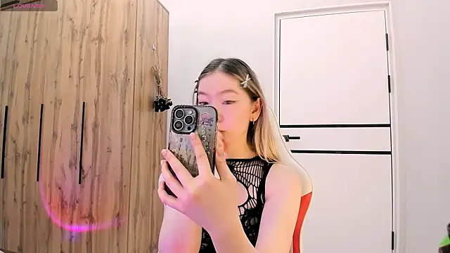 Babby Rabbit online show from 04-02-26, 12:01