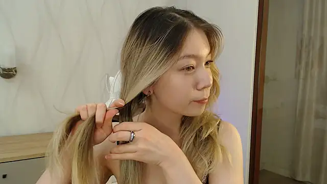 Babby Rabbit online show from 10-09-25, 07:58