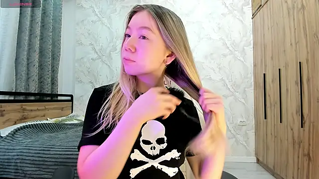 Babby Rabbit online show from 04-11-26, 11:14