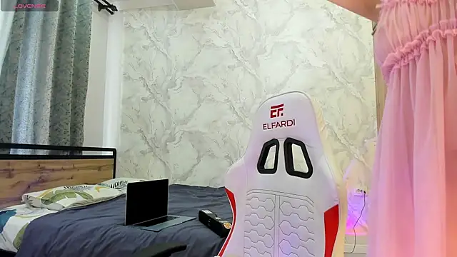 Babby Rabbit online show from 04-14-26, 10:31