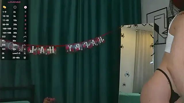 ElvaHilby online show from 10-29-25, 01:04