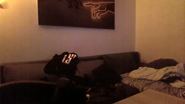 Snapshot of Avamereandmikel chatting on 02-15-25, 04:03 Avamereandmikel online show from 02-15-25, 04:03